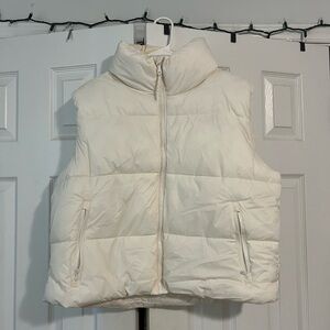 Old Navy Ivory Puffer Vest